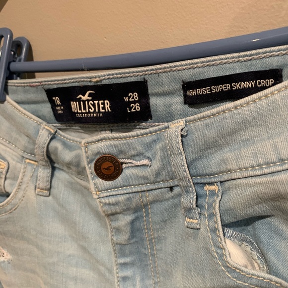 2/$25 hollister light wash ripped jeans - Picture 3 of 4